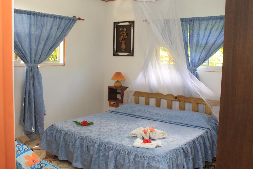 Veronic Self-Catering Guest House La Digue Rum bild