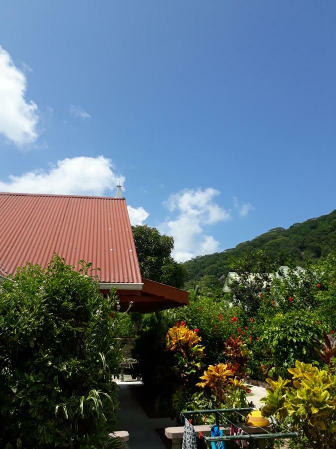 Veronic Self-Catering Guest House La Digue Exteriör bild